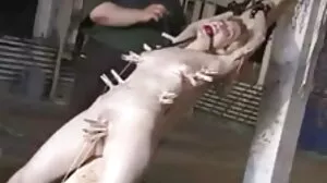 Филм за събличане с изкушаваща Луна Лавли секс с големи пишки от Swallowed