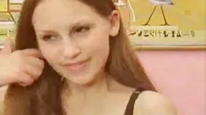 Устна мръсотия с красивата Миа Трейси от Clubseventeen porno grupov
