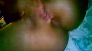 Секс на брюнетка porno pytki със съблазнителната Сесилия Вега от Analized