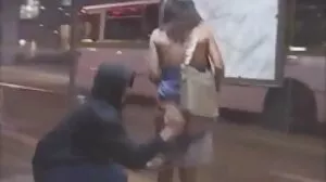 Кира Стоун