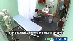Legs On Shoulders smut секс видеоклипове с разкошната река Шона от Fake Taxi