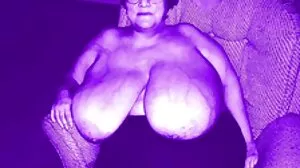 Дълга коса взрив с изкусителна български секс клипчета Angelica Heart от Porn World