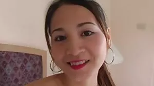 Сцена с естествени цици с изкусителна Саския Лоренсен от 18 порно клипчета VideoZ